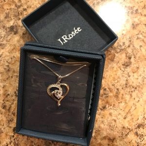 J.Rosèe necklace new never used